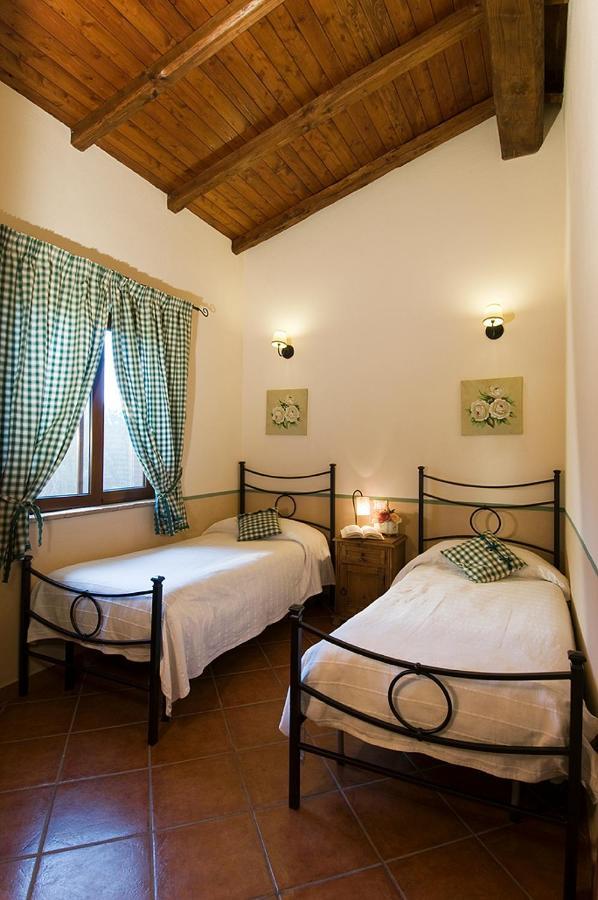 Agriturismo Poggio Di Maremma Pescia Romana Esterno foto