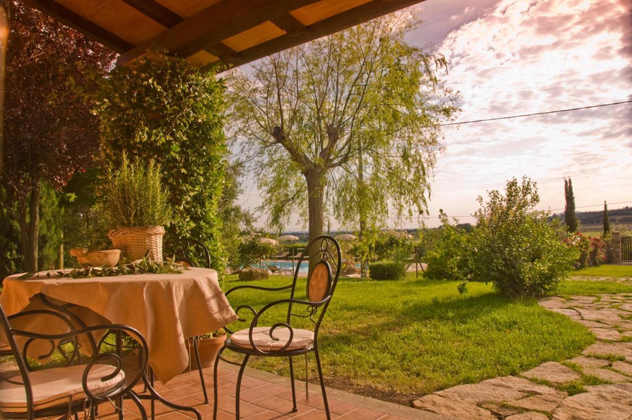 Agriturismo Poggio Di Maremma Pescia Romana Esterno foto