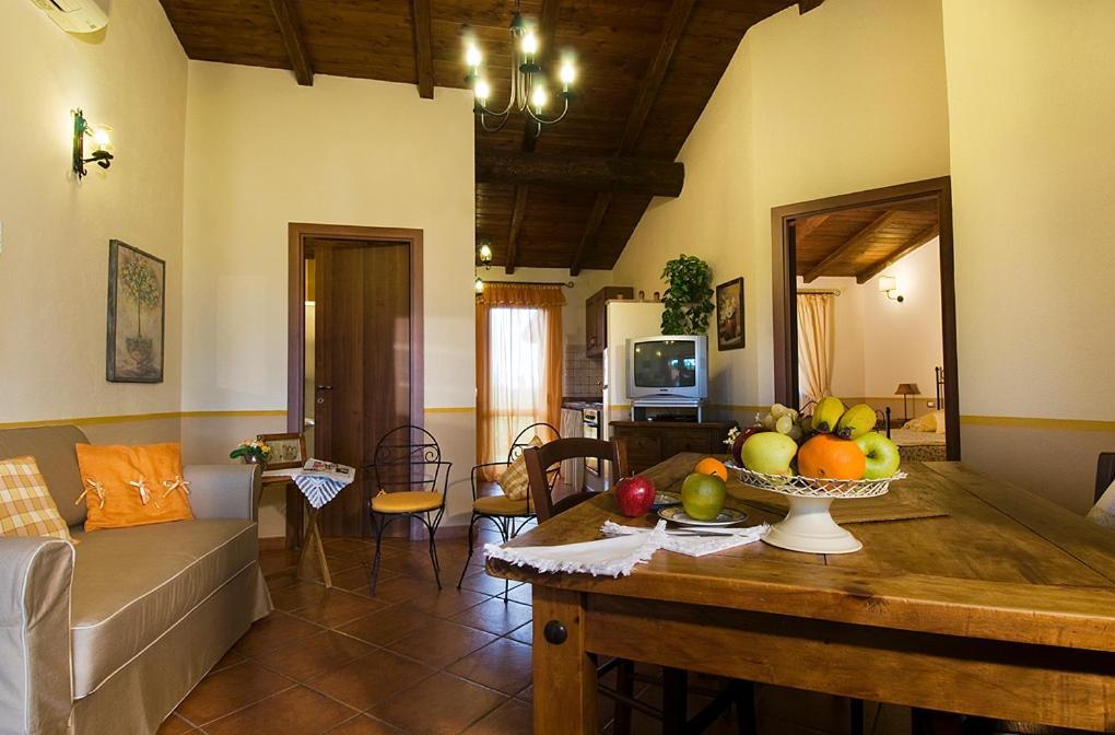 Agriturismo Poggio Di Maremma Pescia Romana Esterno foto