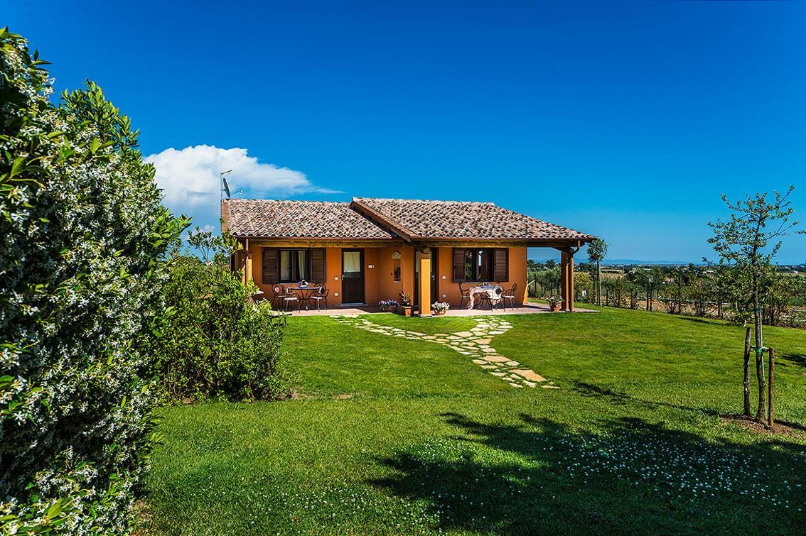 Agriturismo Poggio Di Maremma Pescia Romana Esterno foto